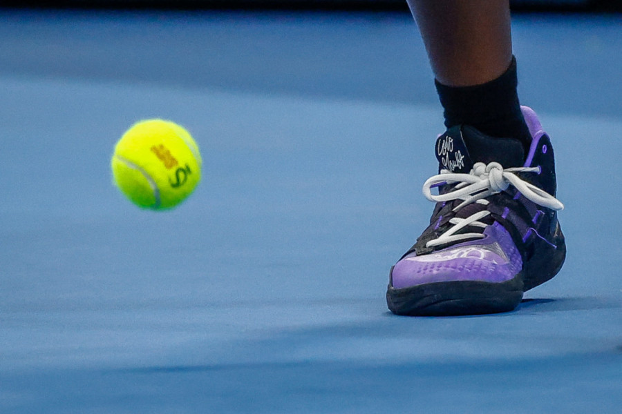 Tenis