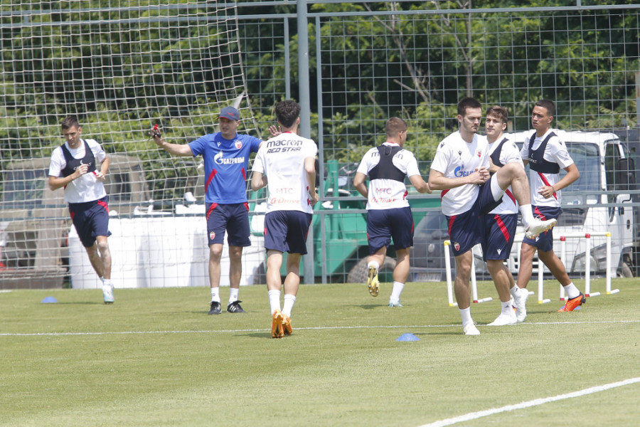 Trening fudbalera Crvene zvezde